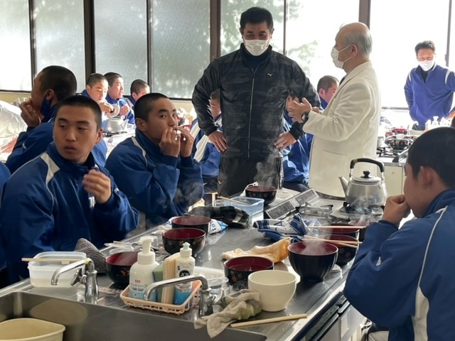 新田高等学校での事業の模様